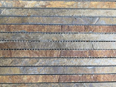 天然石材銹色長條馬賽克-1